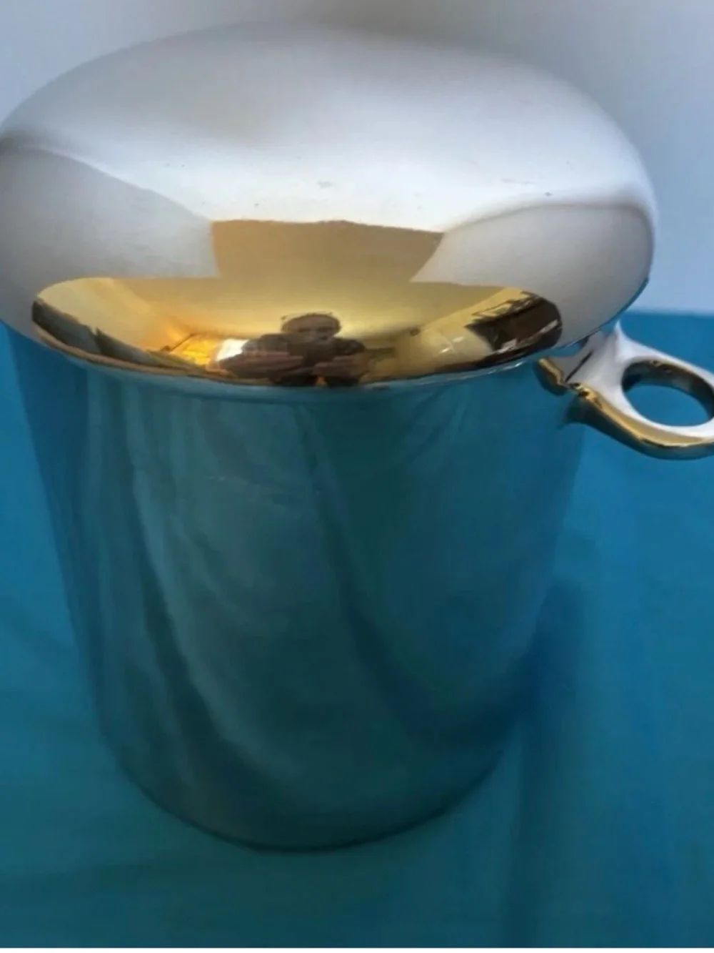 Vintage ice cream bucket with scoop